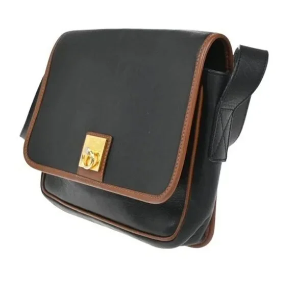 CELINE Logo Shoulder Bag Leather Black GHW Italy 66EG237 - Picture 2 of 15